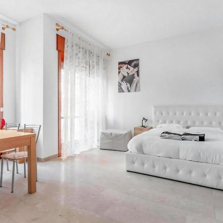 Apartamento Moncler House Navigli Milán Exterior foto