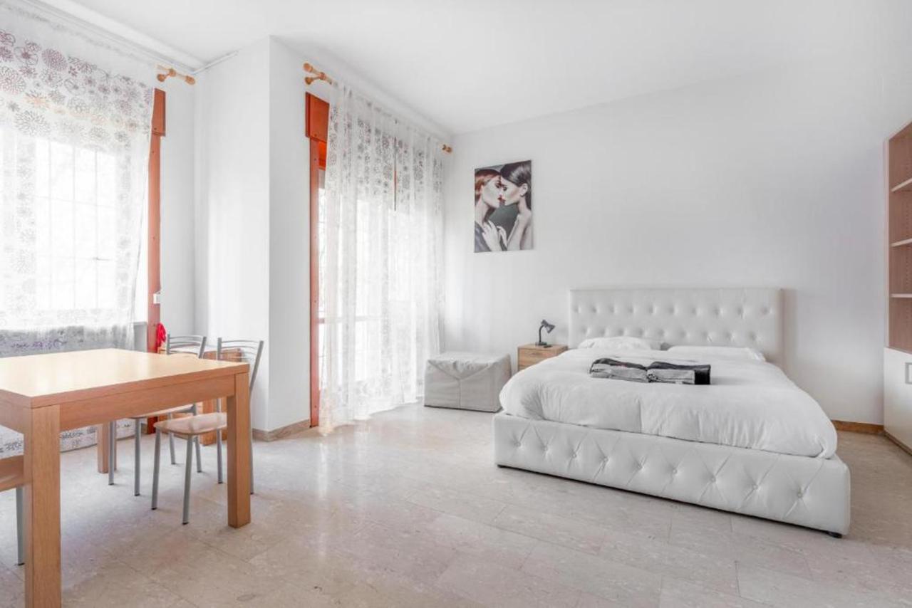 Apartamento Moncler House Navigli Milán Exterior foto